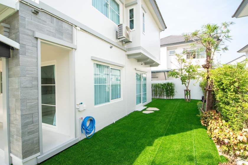 House with Shared Pool in Bangnatrad 